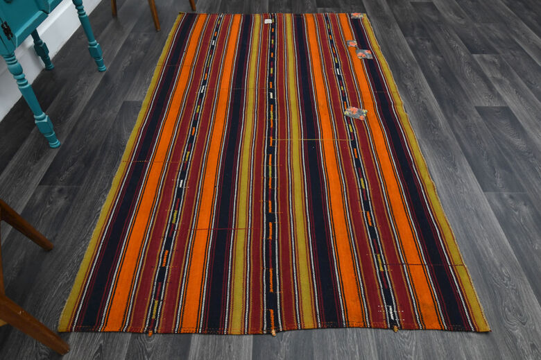 5' x 8' Handmade Vintage Area Rug