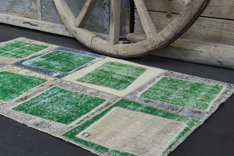 Boxes - Greeen Patchwork Handmade Vintage Rug