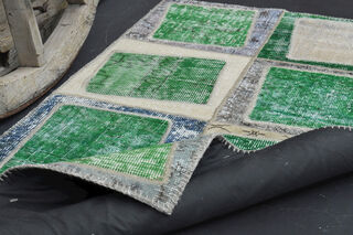 Boxes - Greeen Patchwork Handmade Vintage Rug - Thumbnail