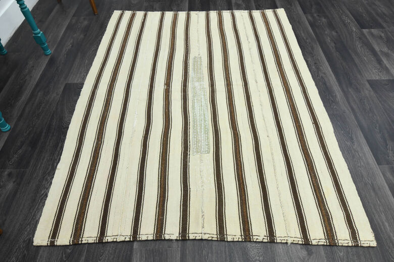 Boho Chic Kilim - Handmade Vintage Area Rug