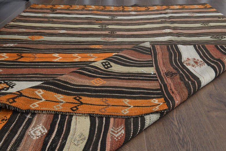 Handmade Vintage Kilim Area Rug