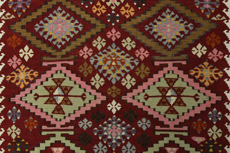 Special Vintage Accent Rug