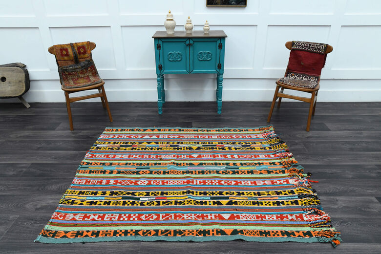 Vintage Ikat Design Rug