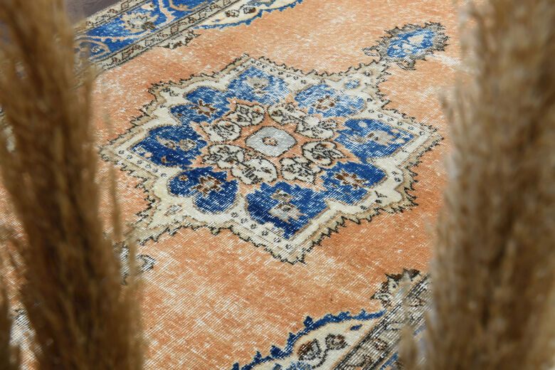 %100 Wool Oriental Rug