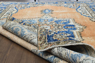 %100 Wool Oriental Rug - Thumbnail