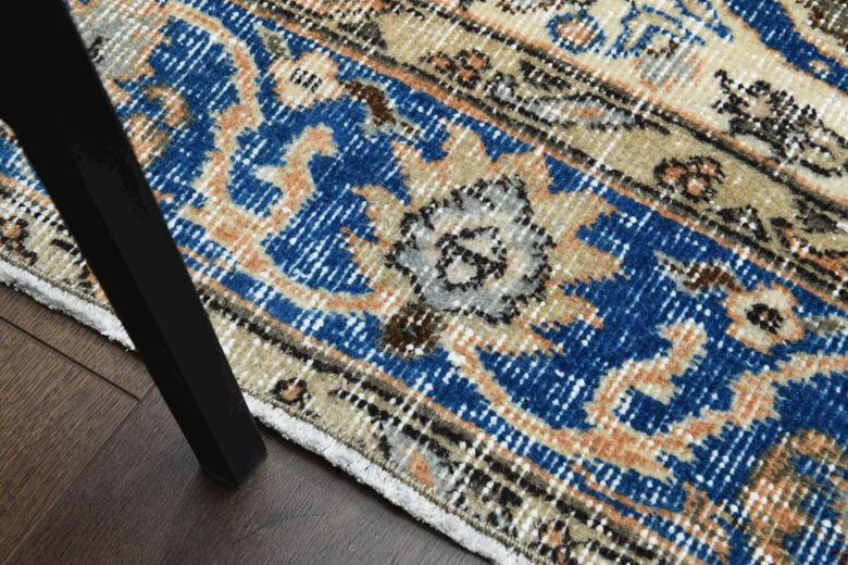 %100 Wool Oriental Rug