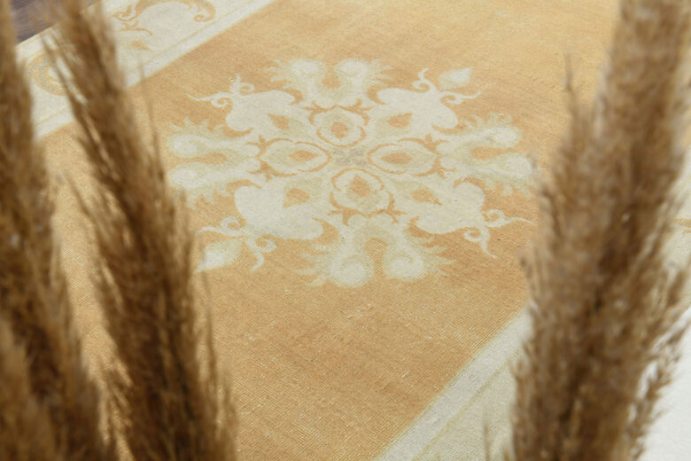 Wool Vintage Area Rug