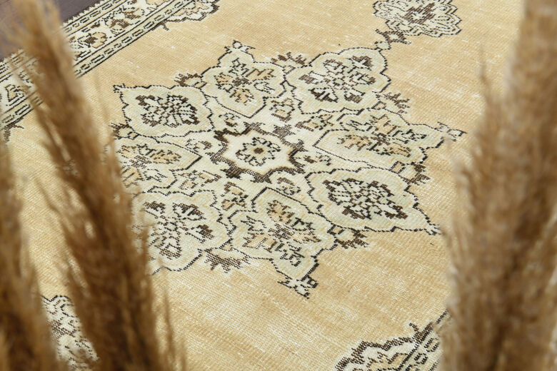 Handmade Vintage Area Anatolian Rug