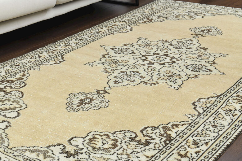 Handmade Vintage Area Anatolian Rug