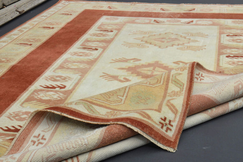 Handmade Milas Vintage Rug