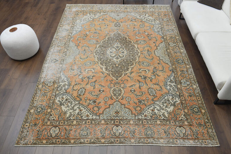 1960's Oushak Oriental Area Rug