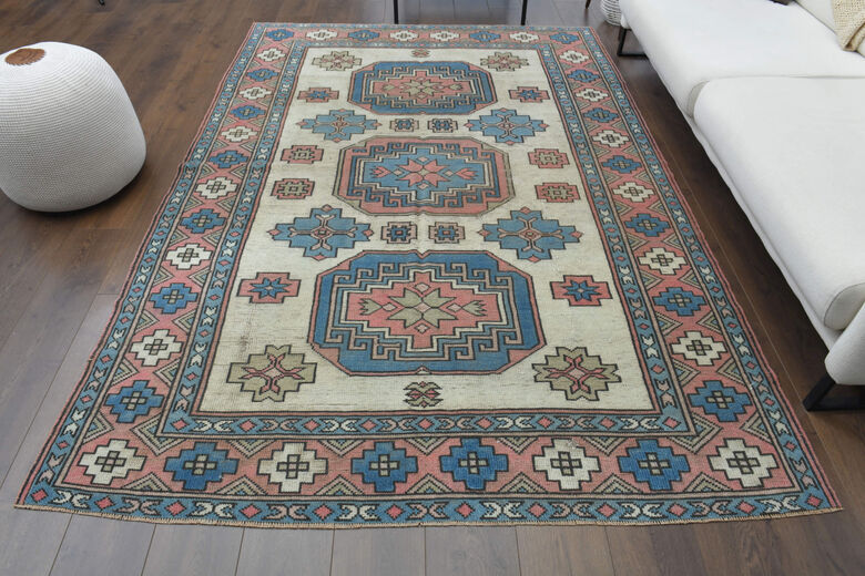 100% Wool Pastel Vintage Rug