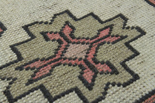 100% Wool Pastel Vintage Rug - Thumbnail