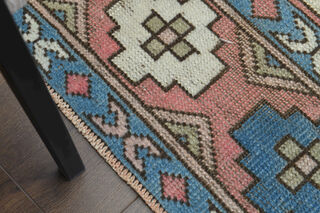 100% Wool Pastel Vintage Rug - Thumbnail