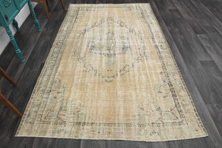 Handmade Vintage Area Rug - Thumbnail