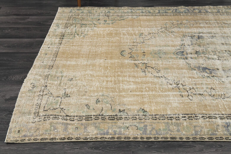 Handmade Vintage Area Rug