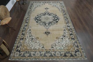 Medallion Vintage Area Oushak Rug - Thumbnail