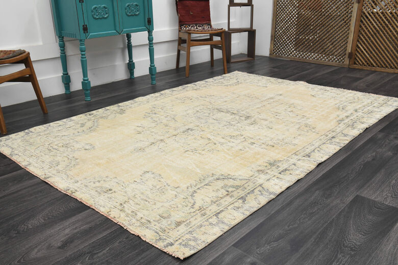 Handmade Vintage Area Rug