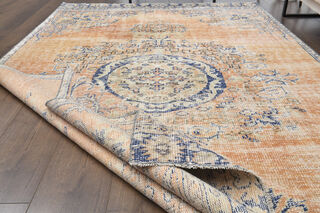 Handmade Vintage Area Anatolian Rug - Thumbnail