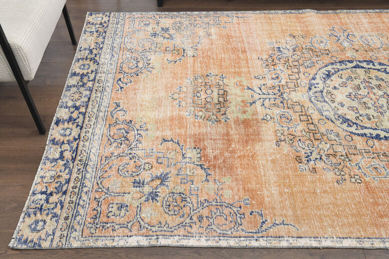 Handmade Vintage Area Anatolian Rug