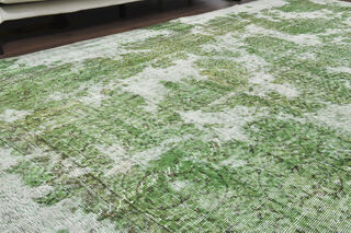 Green Vintage Distressed Area Rug - Thumbnail