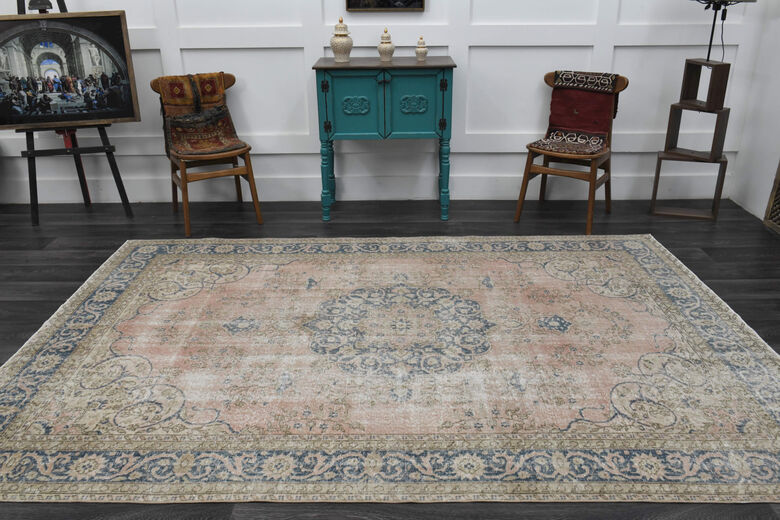 Handmade Vintage Oriental Area Rug