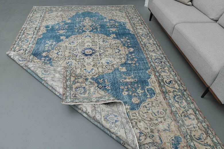 Handmade Vintage Area Oushak Rug