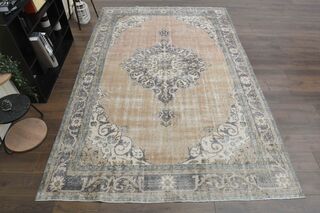 Vintage Turkish Anatolian Rug - Thumbnail