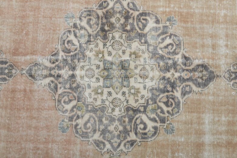 Vintage Turkish Anatolian Rug