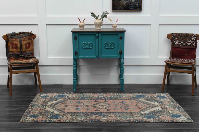 Vintage Turkish Milas Rug