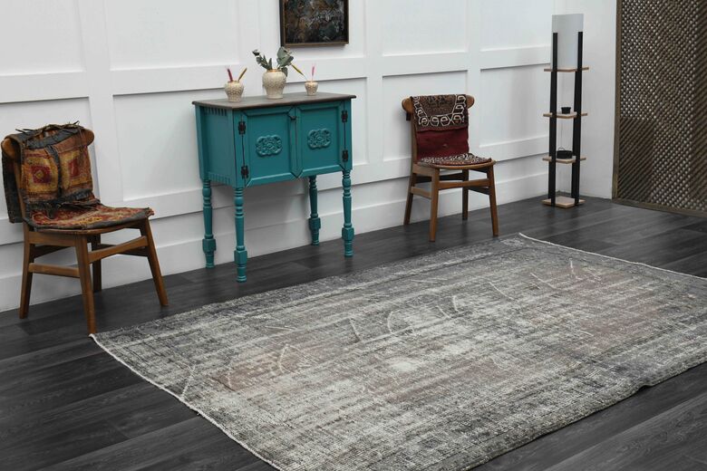 Antique Oushak Turkish Rug