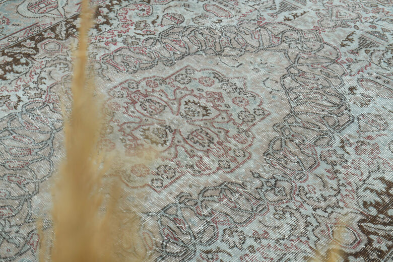 Oriental Vintage Oushak Rug