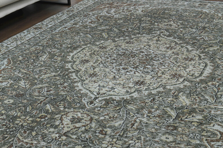 Handmade Oriental Area Rug