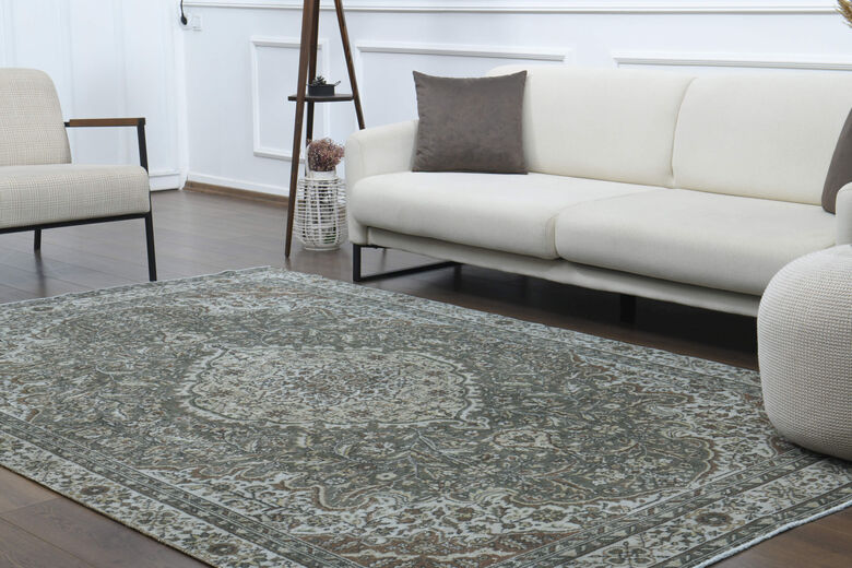 Handmade Oriental Area Rug