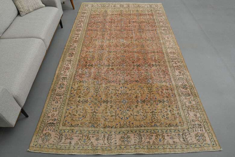 Handmade Vintage Floral Area Rug