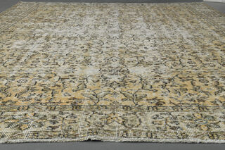 Handmade Vintage Area Rug - Thumbnail