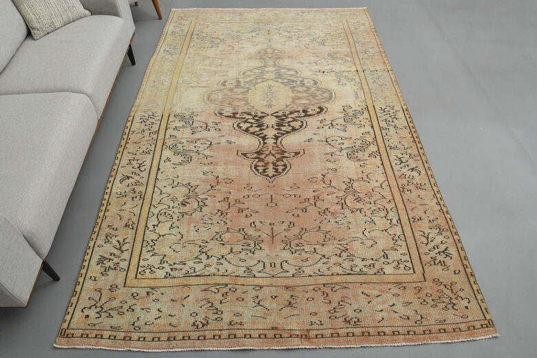 Handmade Vintage Oriental Area Rug