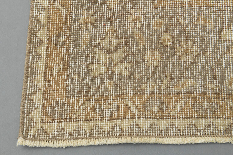 Neutral Vintage Floral Hereke Rug