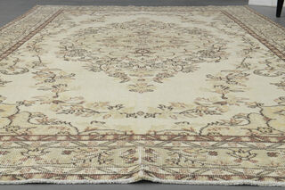 Handmade Vintage Oriental Area Rug - Thumbnail