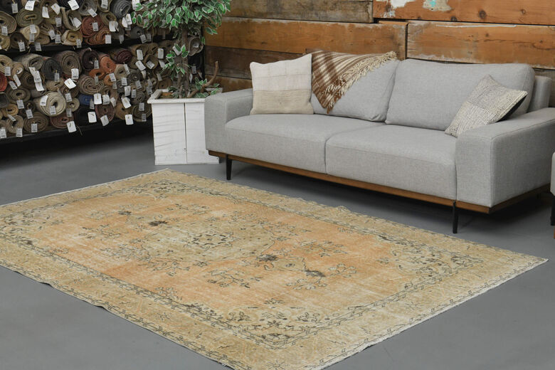 Handmade Vintage Oriental Area Anatolian Rug