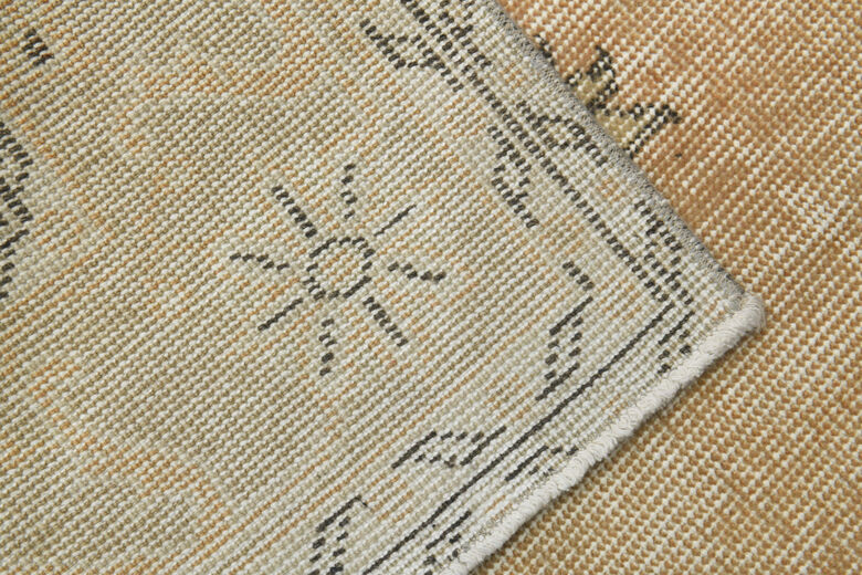 Handmade Vintage Oriental Area Anatolian Rug