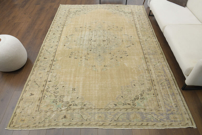Handmade Vintage Area Anatolian Rug
