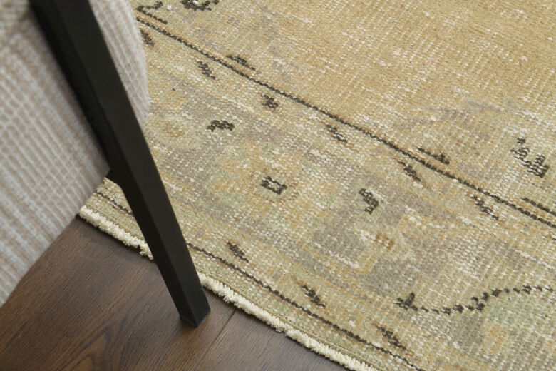 Handmade Vintage Area Anatolian Rug