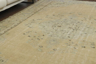 Handmade Vintage Area Anatolian Rug - Thumbnail