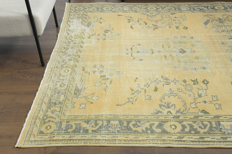 Handmade Vintage Area Rug