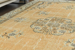 Handmade Vintage Area Anatolian Rug - Thumbnail