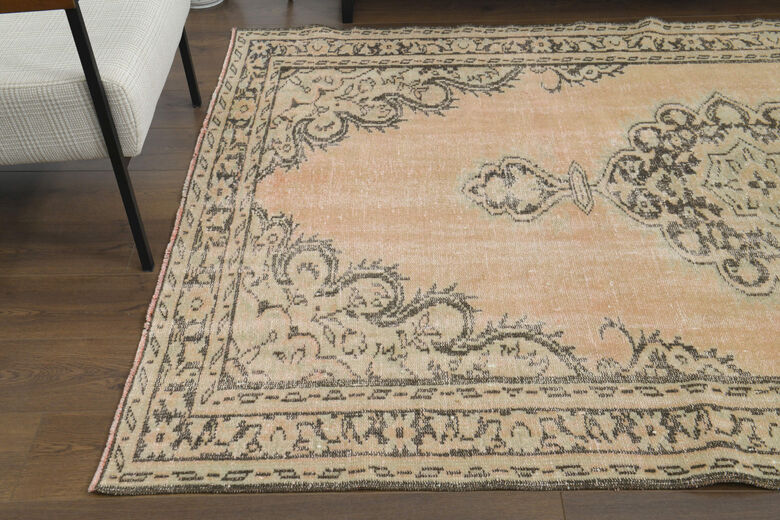 Handmade Vintage Area Anatolian Rug