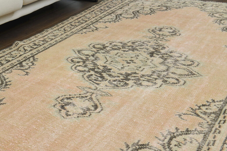 Handmade Vintage Area Anatolian Rug