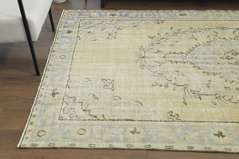 Antique Handmade Area AnatolianRug