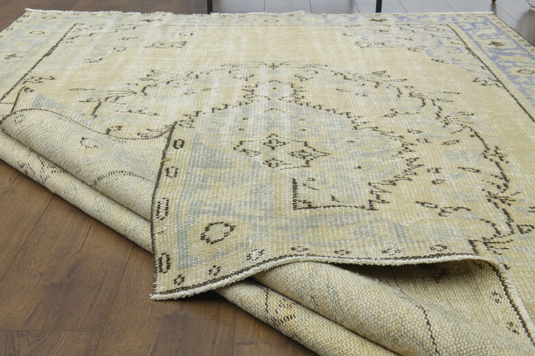Antique Handmade Area AnatolianRug